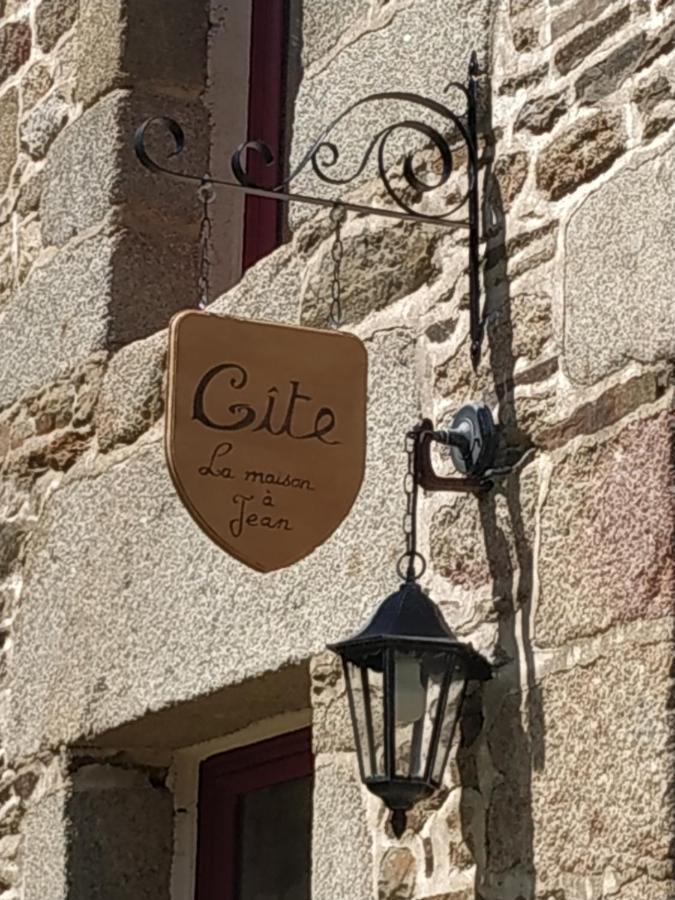 Val-Couesnon La Maison A Jean מראה חיצוני תמונה