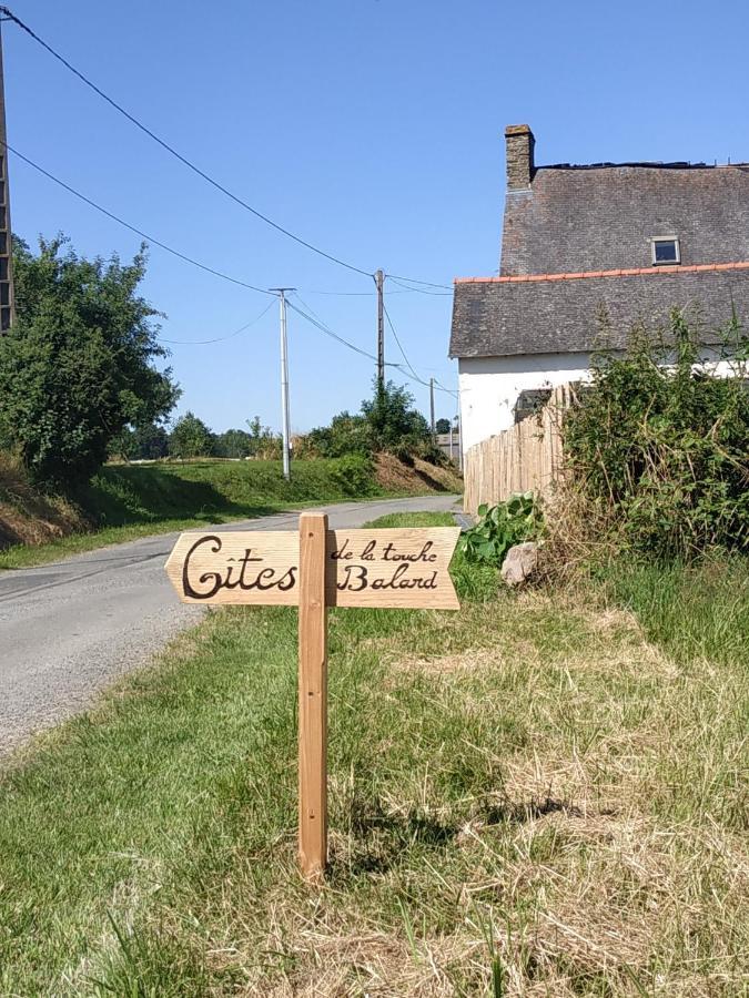 Val-Couesnon La Maison A Jean מראה חיצוני תמונה